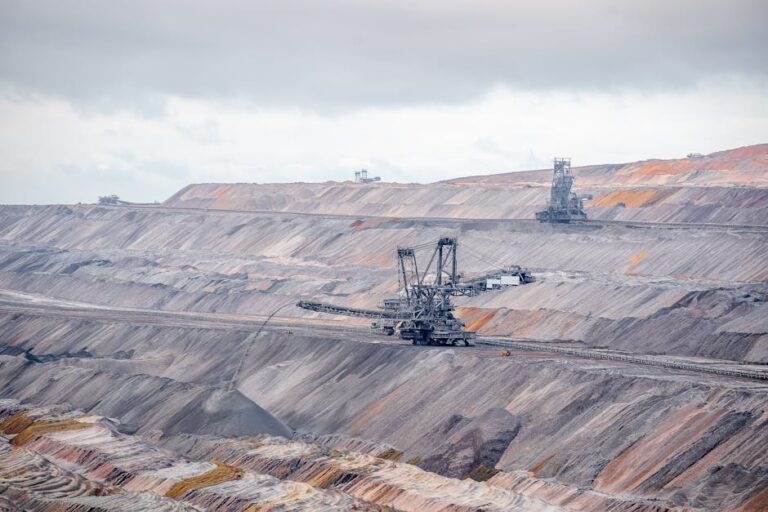 Anglo American se retire du charbon à coke : l’accord Dhilmar à 3,88 milliards de dollars ouvre la voie à la fusion avec Teck