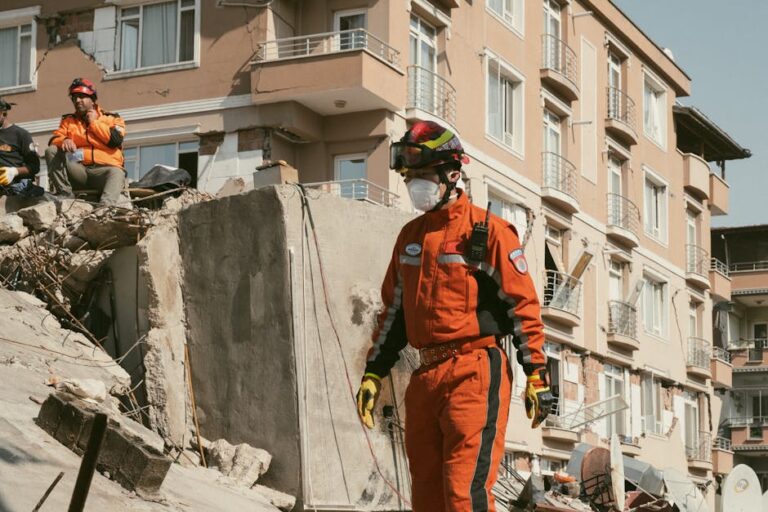 Un séisme de magnitude 5,2 frappe Liuzhou : 13 bâtiments effondrés, 7 000 personnes évacuées