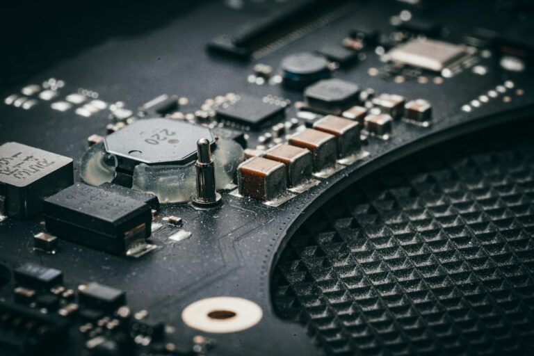Plan de souveraineté technologique: la position française face au Chips Act 2