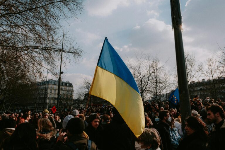 Elargissement : le tournant hongrois rouvre le dossier ukrainien, et la France joue la carte d’une adhesion maitrisee