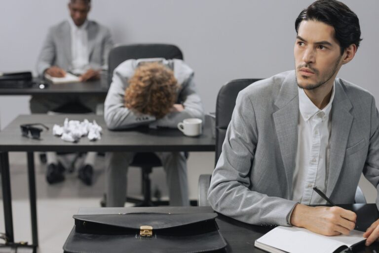 L’IA au bureau : quand l’injonction vire au malaise