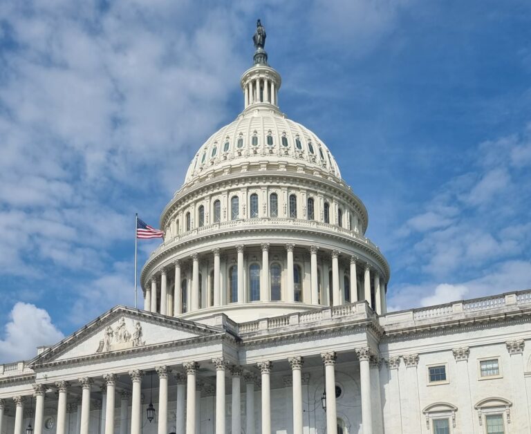 Washington nomme un ultraconservateur au tourisme américain