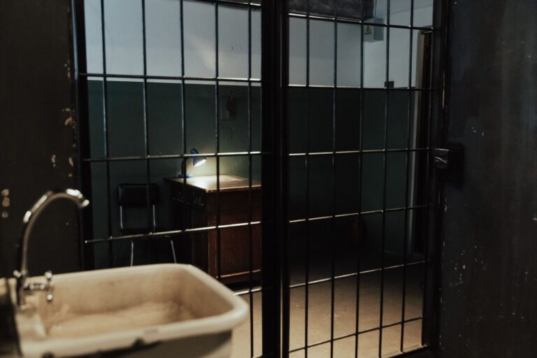 Conseil d&rsquo;État : Darmanin débouté sur la prison de Condé-sur-Sarthe