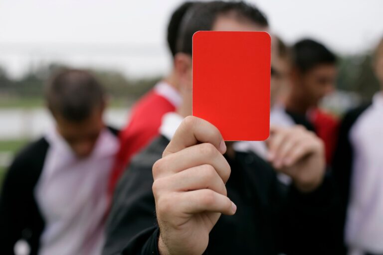 Facundo Tello, l&rsquo;arbitre aux dix cartons rouges pour France-Maroc