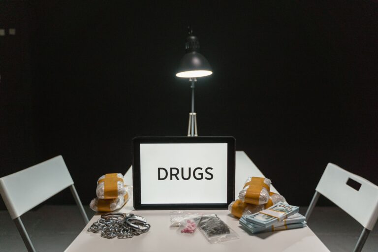 Drogue dans les cabinets ministériels : le secret de Polichinelle
